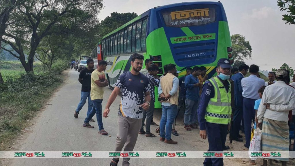 সমাবেশে যোগ দিতে পারলেই মিলবে লাখ লাখ টাকা! ছাত্র ও জনতা মিলে আটক করেছে ৮ বাস