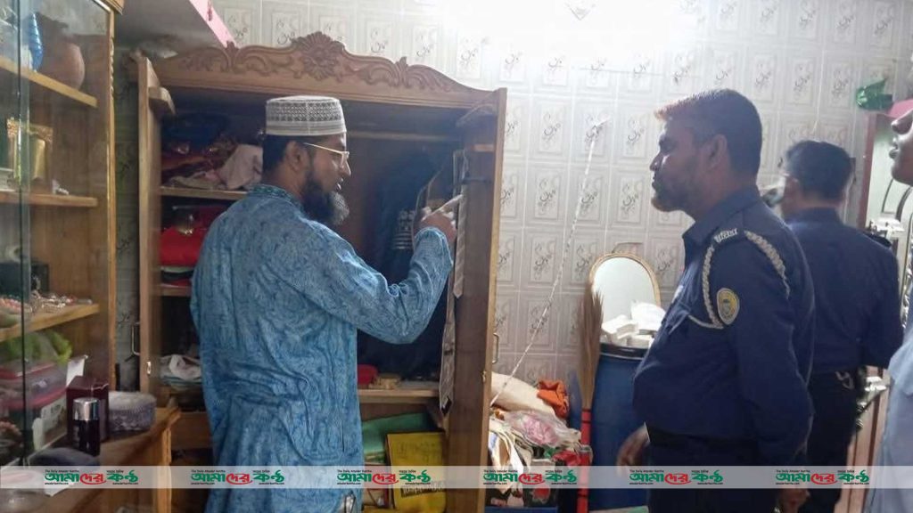 মঠবাড়িয়ায় দিন দুপুরে ৫ টি ফ্লাট বাসায় চুরি