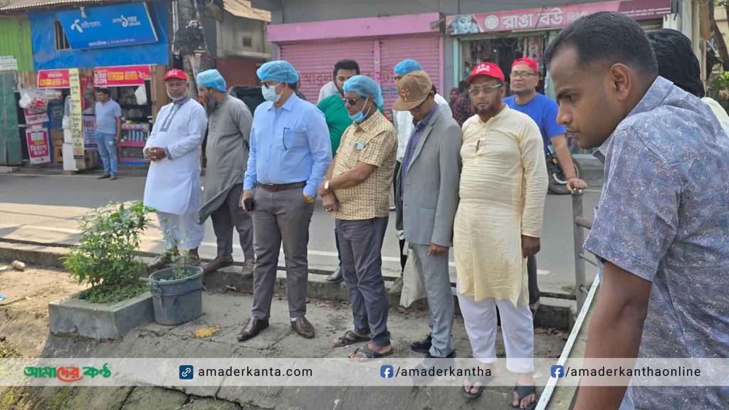 বরগুনা পৌরসভা ও বিডি ক্লিনের উদ্যোগে বরগুনা শহরে পরিস্কার-পরিচ্ছন্নতা কর্মসূচি
