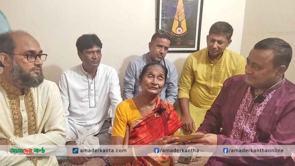 কাঙালিনি সুফিয়ার চিকিৎসায় সহযোগিতার হাত বাড়ালেন বিএনপি নেতা খোরশেদ আলম